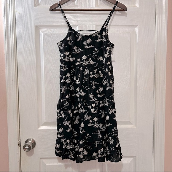 Hollister Adjustable Straps Black Cream Pattern Dress Lined Sz Small Long - Picture 1 of 7